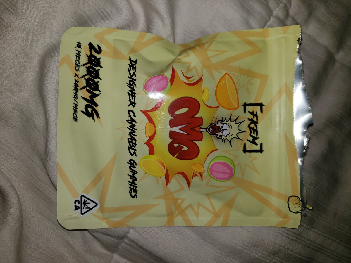 potcastsession's tweet image. Wake and bake 
🗣💨💨💨💨💨
Have an awesome Thursday 😊

I can only handle 1 at a time of these bad boys. They will definitely help you sleep 💤