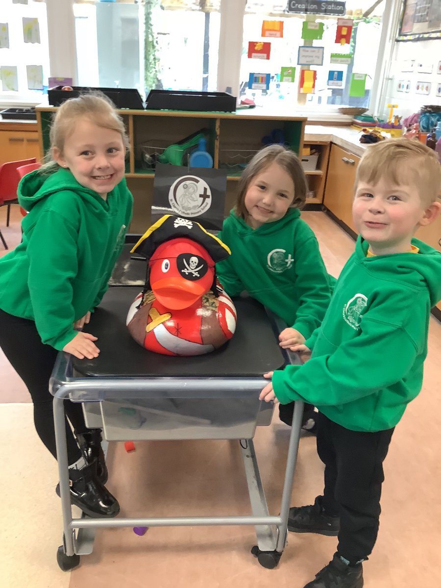 Australia class have loved decorating the ‘Pirate Duck’ for the #chesterduckrace #countesscharity Thank you for the donation @TaylorWimpey 🦆🏴‍☠️