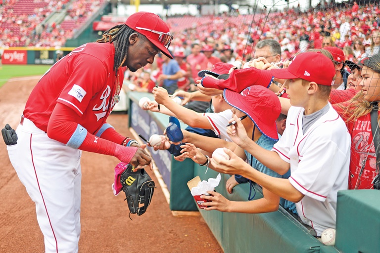 It's MLB #OpeningDay! ⚾️ As the season gets underway, here are:

🌟 Three names to know
❓ Three questions to ask
👀 Three things to watch

MLB 2024: Starting 9 from <a href="/ErikBacharach/">Erik Bacharach</a>: sbjsbd.biz/3vmYQaK