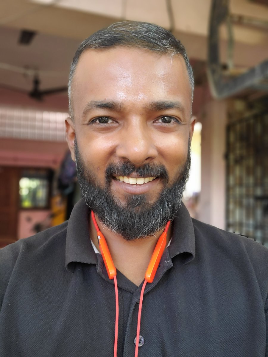 Siva_Bharani's tweet image. Shot on #GalaxyS10 #NoEdit
Portrait photo from front camera 
Rear ultra wide is one of the best
0.5 to 10x