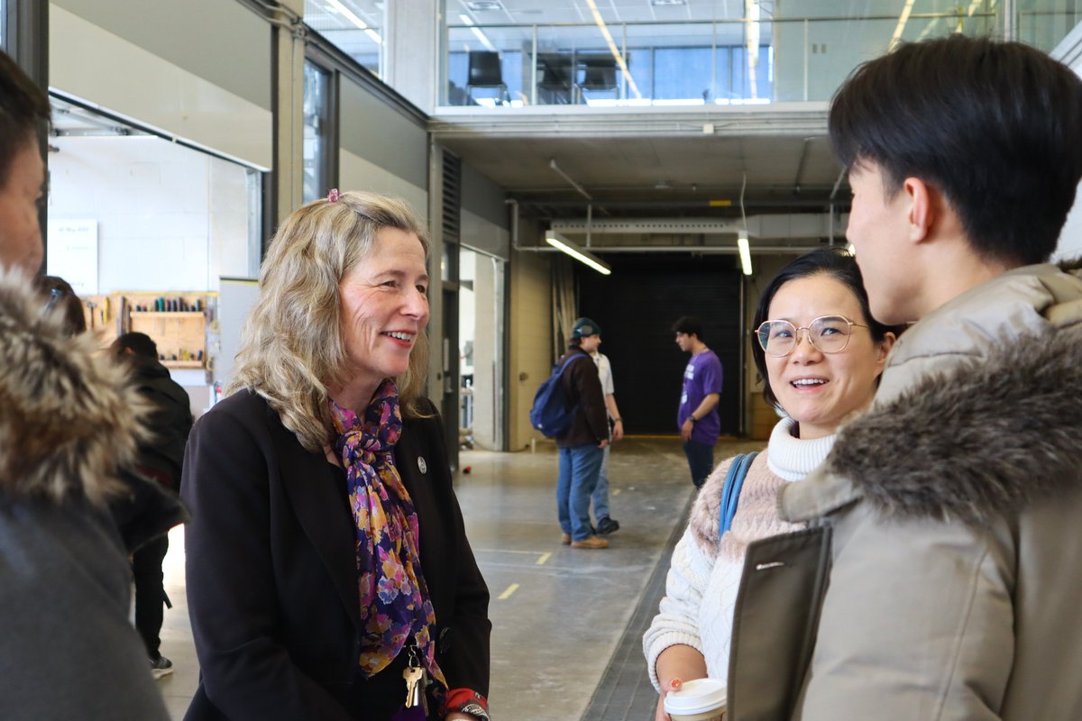 WaterlooENG's tweet image. National Engineering Month is coming to an end, and here is a glimpse of the new generation of prospective engineers who will lead the future. 

#WaterlooEngineering had over 5,000 people register for the March Open House last Saturday.