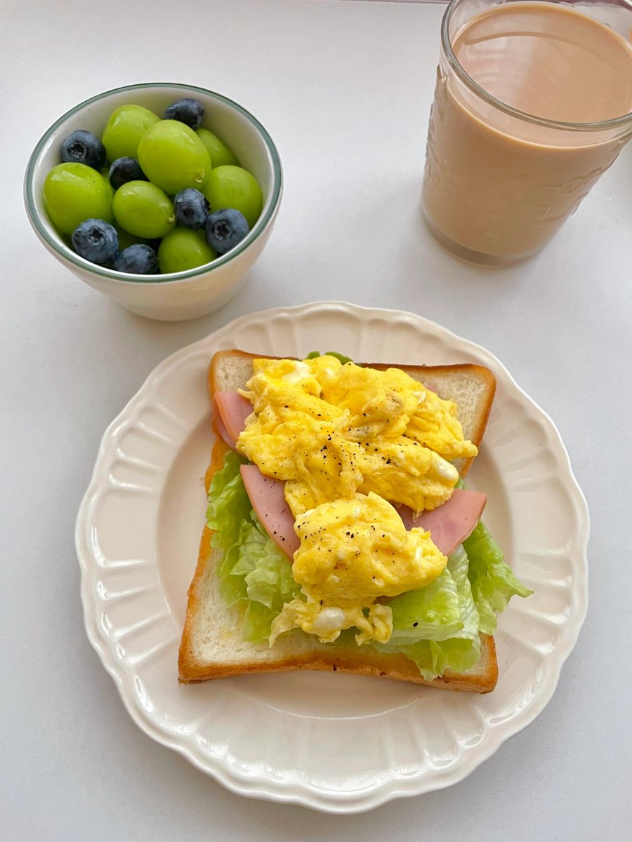 SadRabbita's tweet image. Good morning
The pace of progress is important
But occasionally remember to stop and listen to your inner voice