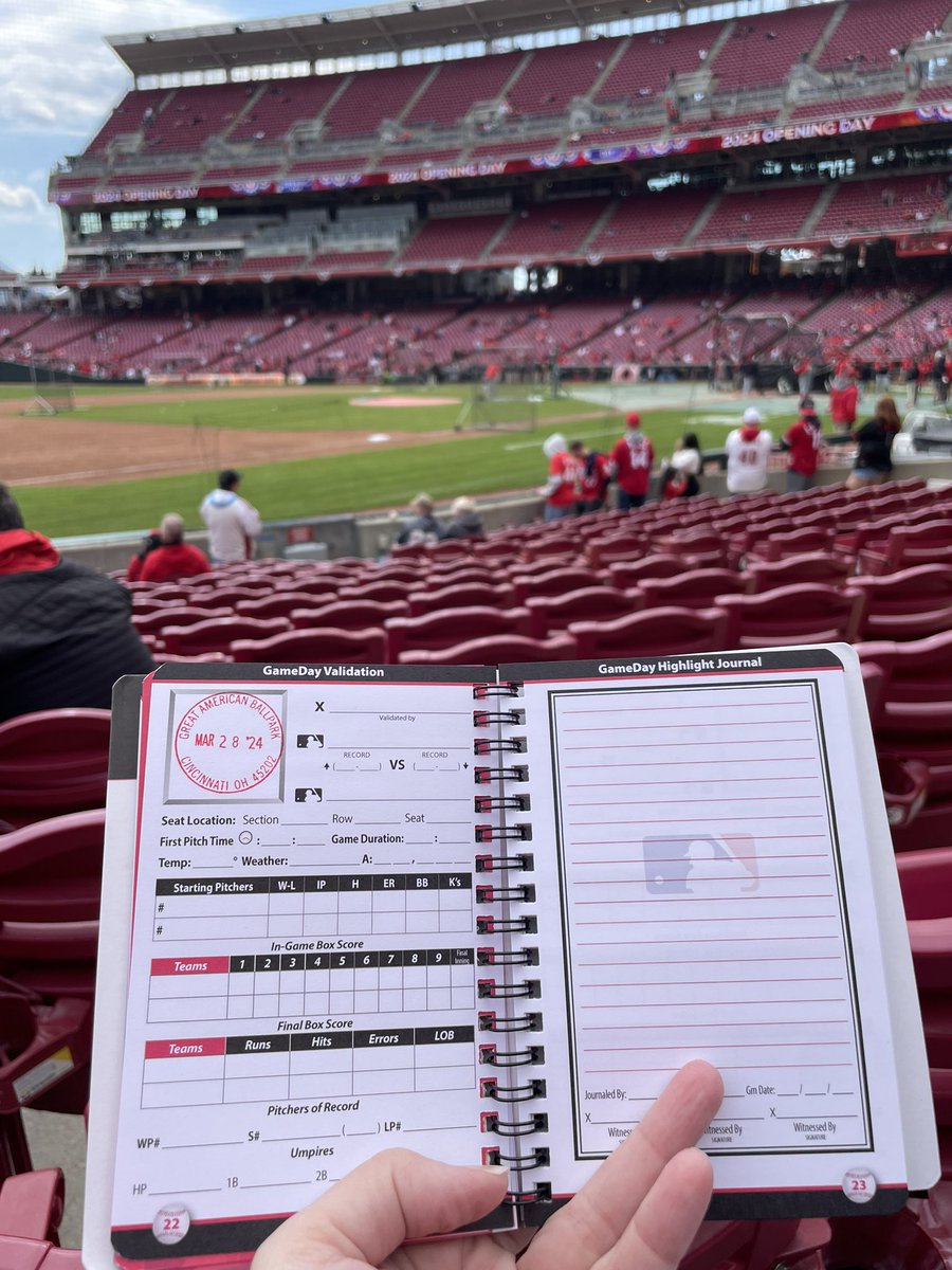 vandygirl1998's tweet photo. Ready! Let’s go @nationals! #FeetsAcrossMLB #OpeningDay #MomAndARoadTrip #Natitude https://t.co/L8sFWKfThN
