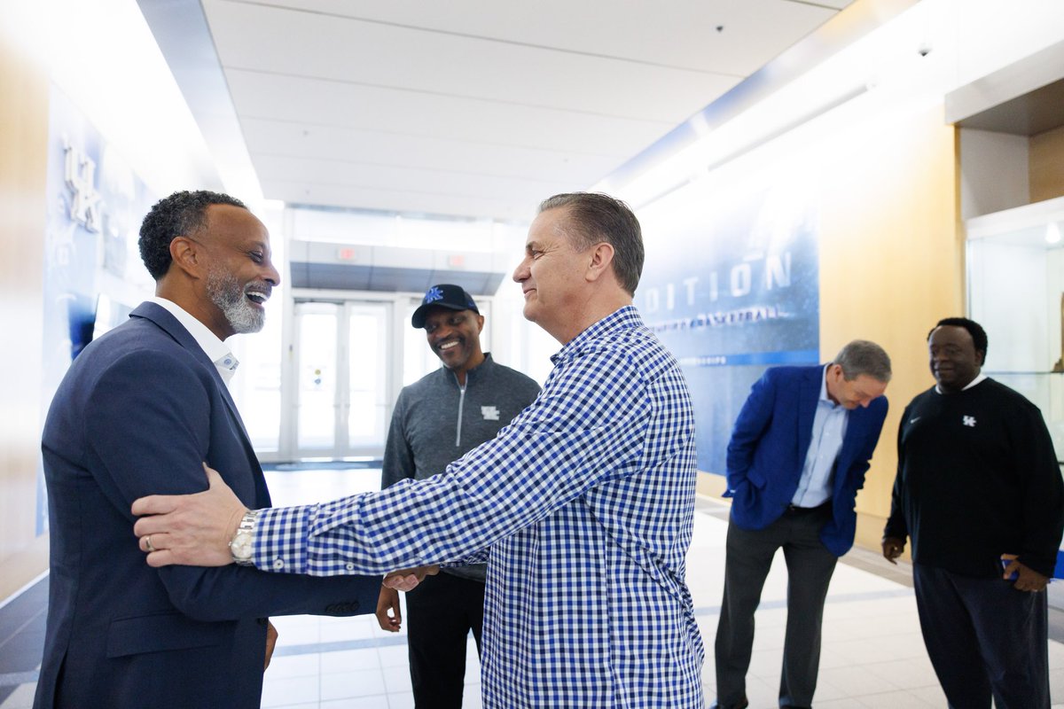 CoachCalArk's tweet photo. I’m really excited for Kenny Brooks! We just met. He knows I’m here for him to help in any way. He has a great background and worked for friends of mine. He’s prepared for this moment. Best of luck, Coach Brooks! I’m here for you. https://t.co/S6gyoZd0iN