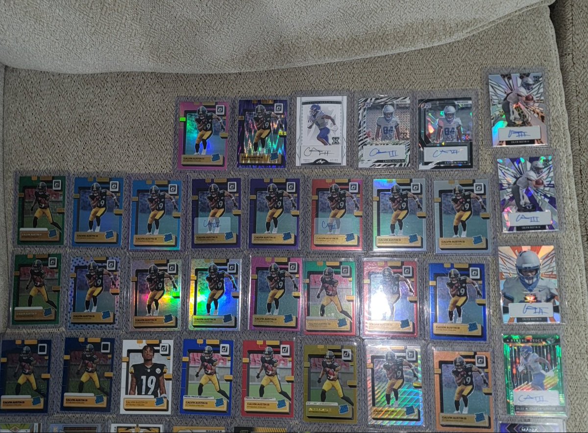 SlobbyH's tweet image. HUGE Calvin Austin III collection for sale! Mostly all numbered (many low #), color, autos, patches, variations and few graded! Worked on it all last spring/summer, but time to start a different hunt! 110 cards in total!

Asking $800 OBO

RTs and/or tags appreciated!