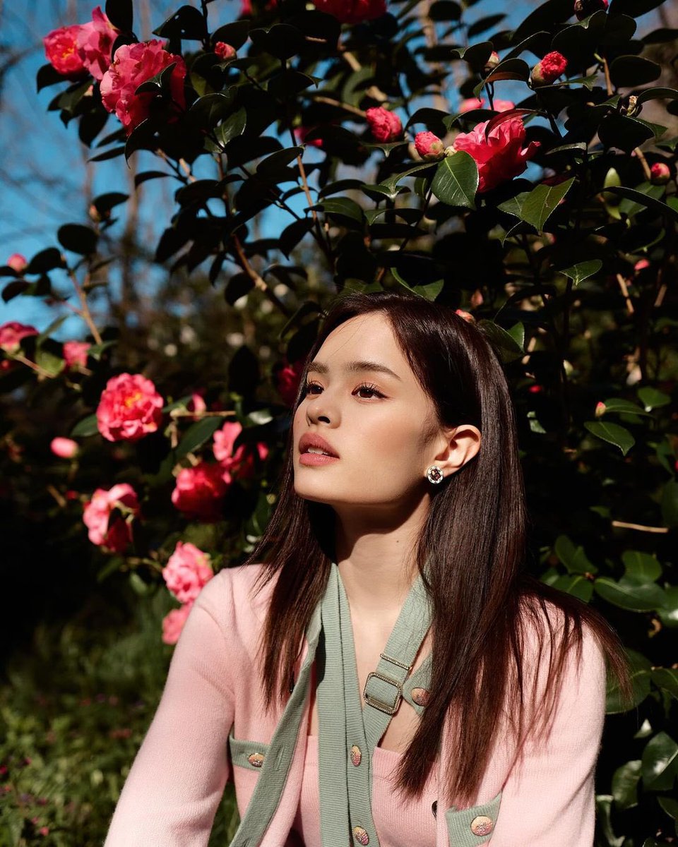 casuvldior's tweet photo. — Here comes the sun 🌹☀️#SenumaSpring https://t.co/fUBEubIr6i