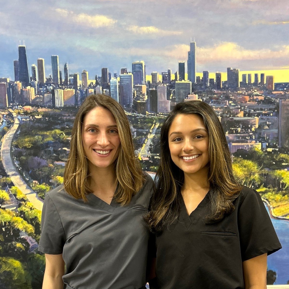 We are thrilled to introduce our new Chief Residents, Dr. Margarita Loxas and Dr. Krupa Merchant! #PurplePath @margaritaloxas @krupam_md