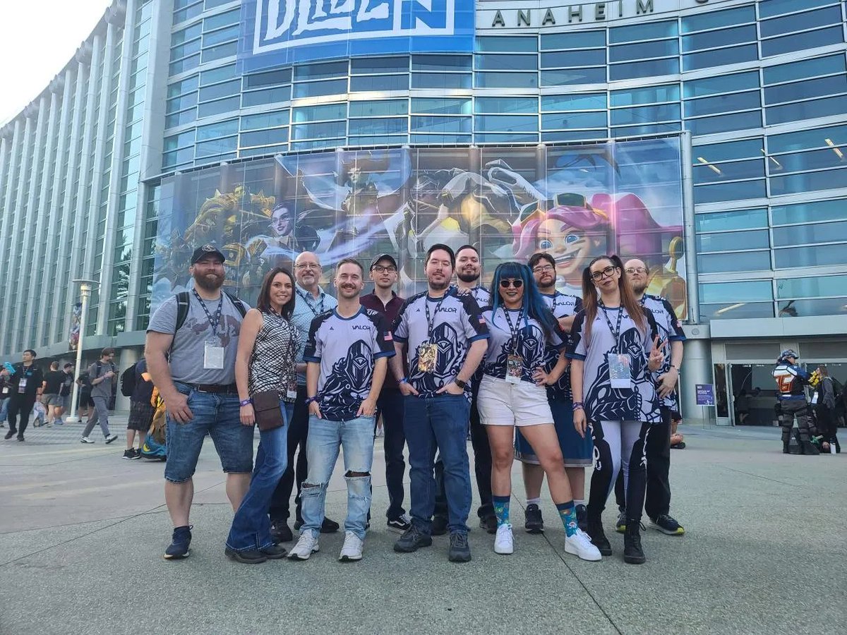 VLR_VALORGAMING's tweet image. Throwback Thursday! VALOR Town Hall is always fun when we meet up in @Warcraft for screenshots. This screenshot is from our November Town Hall where we recapped our recent meetup at #blizzcon2023.