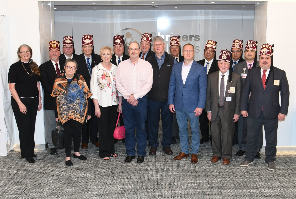 On Monday, hospital leadership and the Board of Governors hosted an unveiling of the Richard E. Doornbos Board Room to the Doornbos family and friends. Doornbos was a longstanding Shriner and Board of Governors member,.