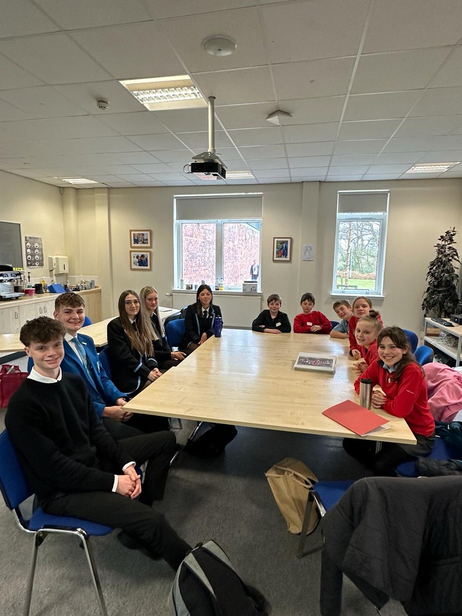 The Sustainability Squad had an exciting meeting with senior pupils @DunblaneHS sharing their ideas and visions for developing a Sustainability Squad together for S1-6 #ThisisLfS