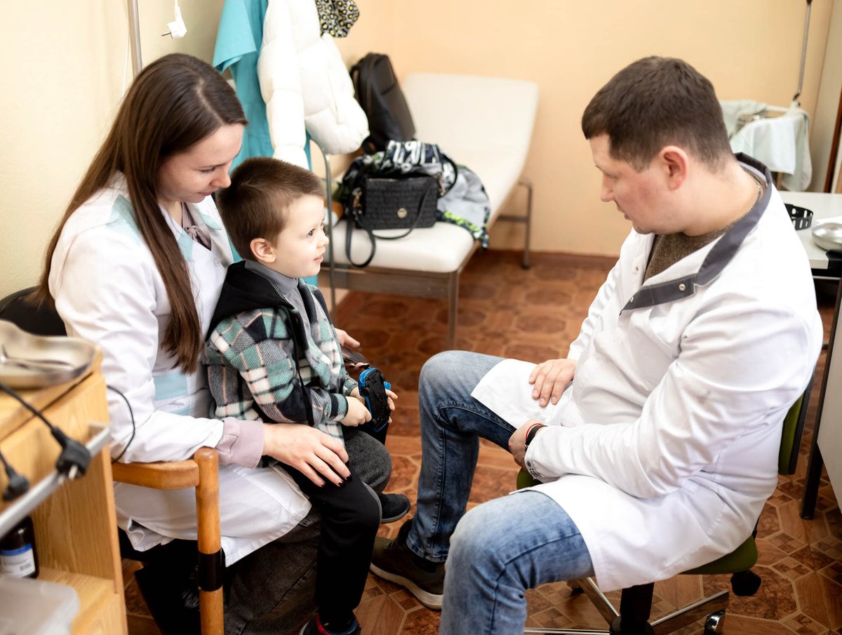 Recently, Ukrainian NGO Charity Fund Modern Village and Town, with the support of Direct Relief, provided medical consultations to kids in need of care in Kirovohrad, Ukraine. Specialized specialists examined and consulted 250 children from 0 to 18 years old free of charge.