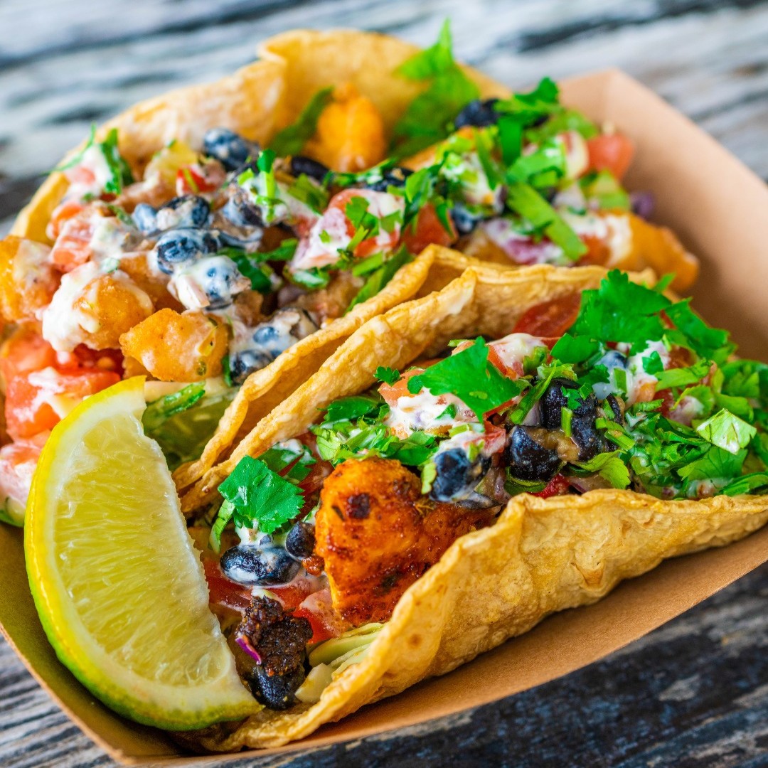 The hardest decision you'll have to make today: grilled or blackened? 🌮 🦐 🐟 We've rounded up our favorite spots for fish tacos on #AmeliaIsland! Dive into all the yummy options 👉 bit.ly/3TV4Uk2