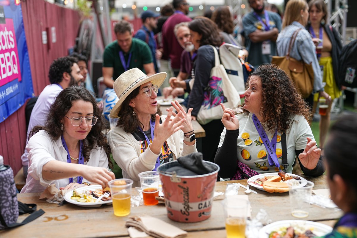 Good food 🍽️, good friends 👯, let's do it again 🥳! Take advantage of the limited presale and register to attend #SXSWEDU 2025 at the lowest available rate by March 31. (P.S. you'll also receive early access to hotels this summer) Register now: ow.ly/TT5T50R4ywt