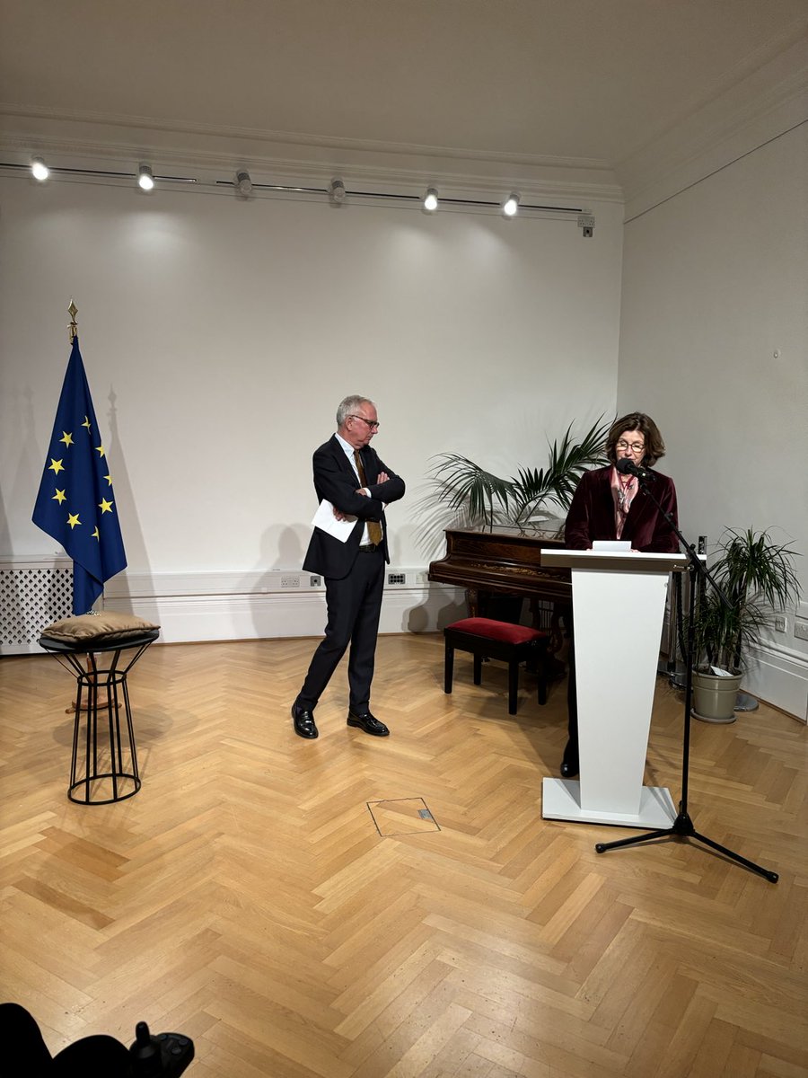 Friends from ⁦@QMHistory⁩ proud to see our colleague Julian Jackson receive the highest order awarded by the French Republic to writers as Officier of the Order des Arts et des Lettres at the London French Embassy. ⁦@charlottefauch4⁩