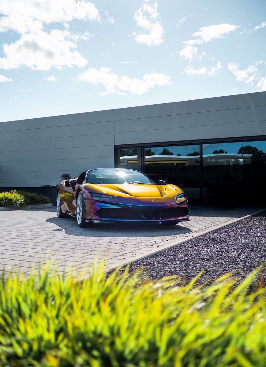 herminsche308's tweet image. Make it worth staring #ferrari #car