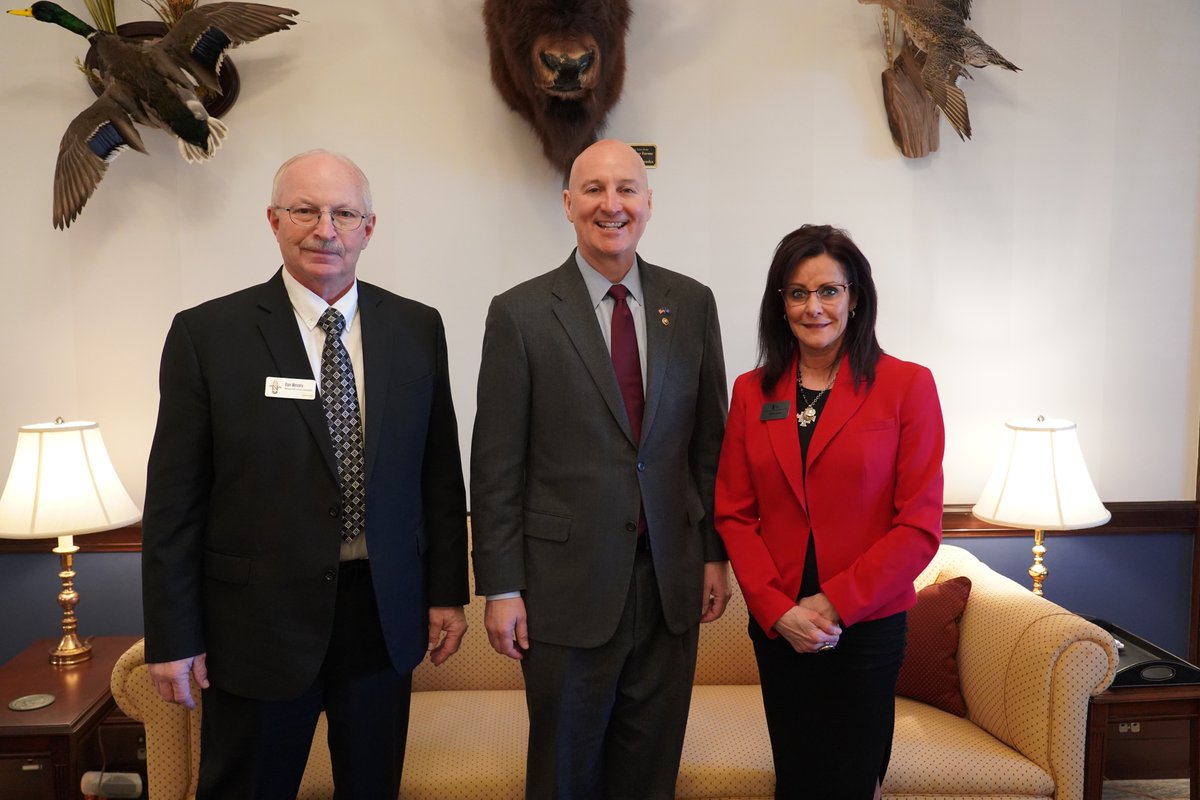 It was great meeting with the National Corn Board to discuss the Farm Bill and Next Generation Fuels Act. Nebraska lives up to our nickname as “The Cornhusker State”, ranking 3rd in the nation in corn production.