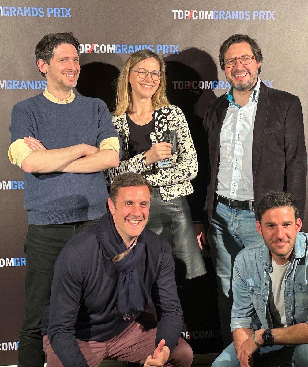 caissedesdepots's tweet photo. @Icade_Officiel @CDC_Habitat @PaulineR2 @ycormant @Laure_Is @JulRodiet Fierté absolue [bis] pour nos équipe de la communication et des risques qui remportent, aux côté de @EcransDuMonde, 2 prix : 1 #TopCom d'or 🏆 et le grand prix du jury 🏆 pour la fiction "L'interrogatoire", une campagne de sensibilisation aux cyber-risques ! https://t.co/OrDU5SplFe