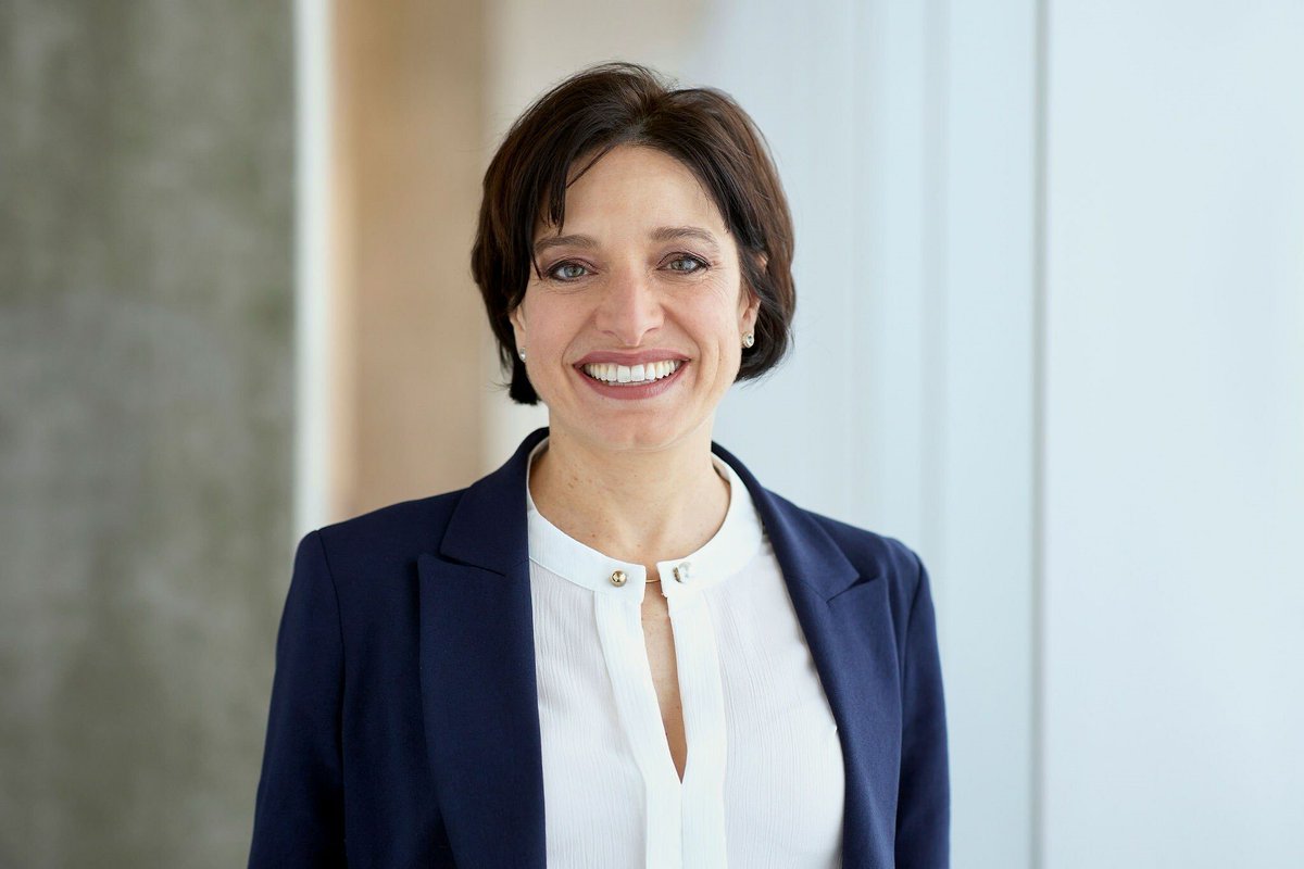 Thursday, March 28, 2024 🔴#WOMENINLEADERSHIP IN 2024, AND BEYOND ✅“MARIE-HÉLÈNE NOLET APPOINTED CHAIR OF THE BOARD OF ADM AÉROPORTS DE MONTRÉAL” cc @CarolineCodsi⭐️ newswire.ca/news-releases/…