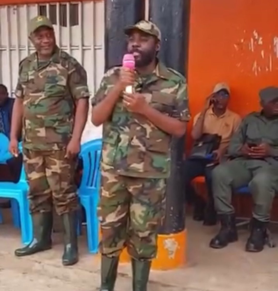 SnegviLuang12's tweet photo. #RDC: Ne trahissez jamais votre pays à cause d’intérêts cachés. chers Compatriotes , quatre rebelles du PPRD à savoir #Yannick_Tshisola, #Adam_Chalwe, #Henri_Magie et @CNangaa, sont officiellement aux côtés de l'armée rwandaise du sanguinaire @PaulKagame , dans le but de combattre notre pays mais aussi de chercher la tête du Président @fatshi13. Restez vigilants sur les recrutements au sein de l’ASBL Kabila Forever car ça sent mauvais.