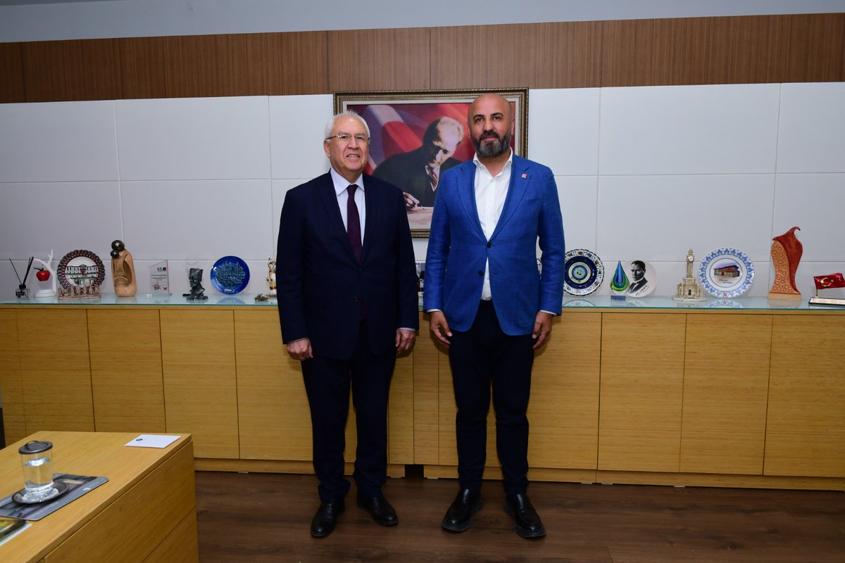 CHP Karabağlar İlçe Başkanı Bülent Sözüpek'e nazik ziyareti için teşekkür ederim.