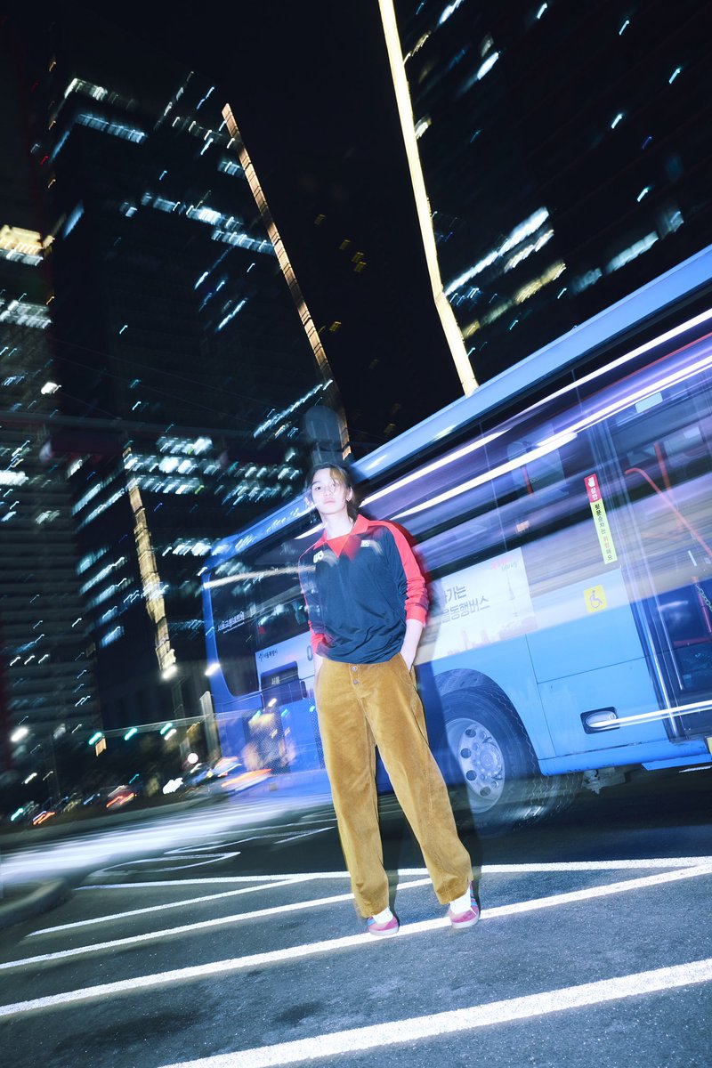 lucas_official's tweet image. LUCAS 루카스 The 1st Single 〖Renegade〗 
Teaser Image 04 

➫ 2024.4.1 6PM KST

#LUCAS #루카스 
#Renegade #LUCAS_Renegade

💿Pre Order
lucas.lnk.to/renegade