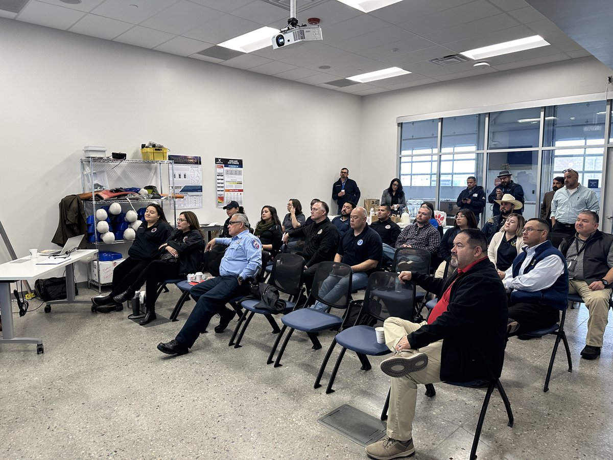 #EPElectric hosted an outreach event for PUCT El Paso Region 7, teaming up with TDEM. We provided tours and an insightful presentation about our system operations. This initiative is part of our ongoing efforts to empower local emergency management officials during crises. 🚀