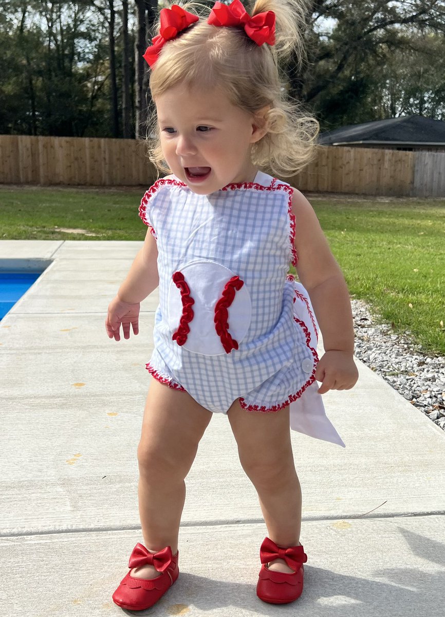 Happy Opening Day! <a href="/MsCoachJennifer/">Jennifer Heisler</a> @CalebJoiner23 <a href="/JakeJ_Heis18/">Jake Joiner-Heisler</a> 

#OpeningDay