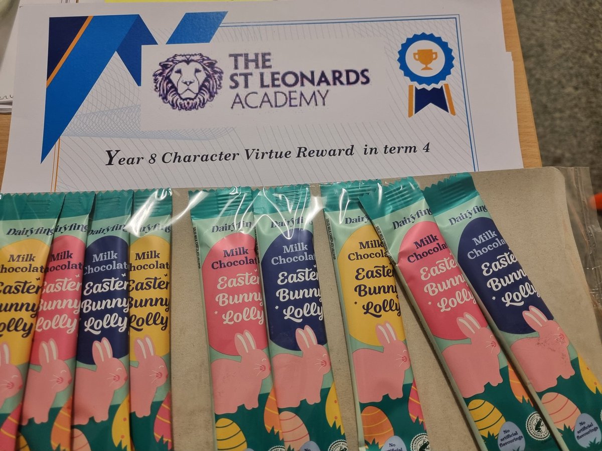 What a great way to end the term popping into year 8 tutor time with certificates and chocolate lollies 🍭 @sl_academy Happy Easter everyone 🐰