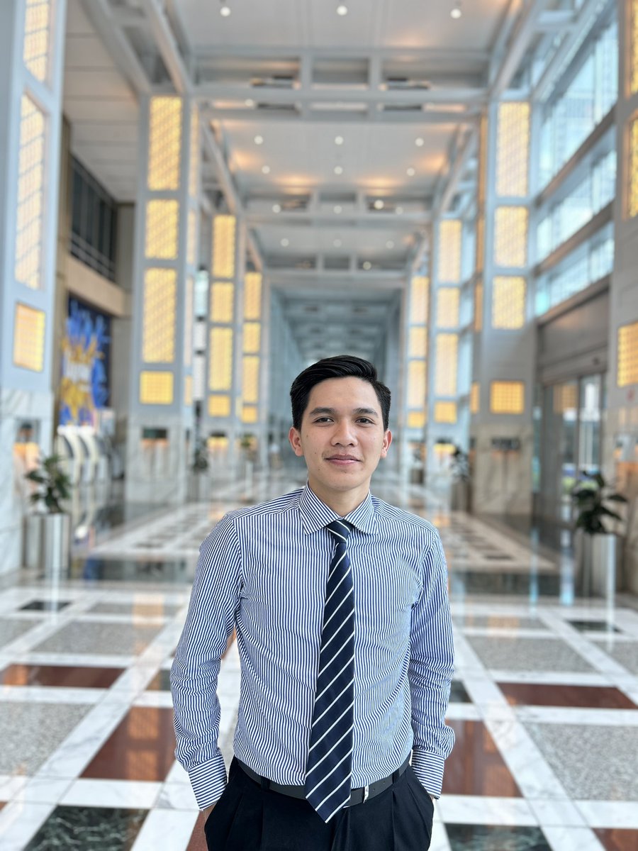 Mohammad_Alif_A's tweet photo. Nyambil waktu kerjaa🌾 https://t.co/xNtXuA0oDD