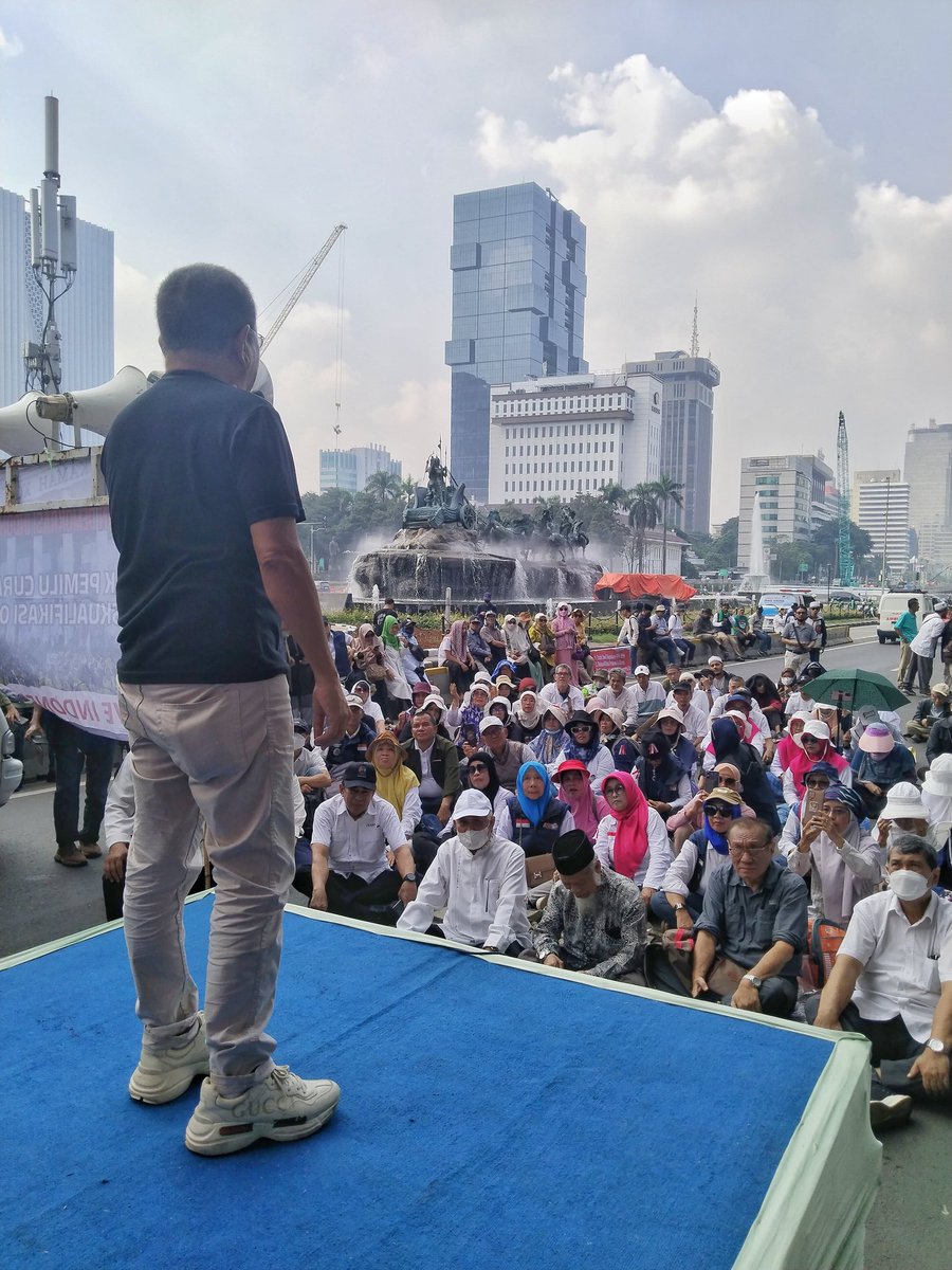 msaid_didu's tweet image. Kembalikan kedaulatan rakyat dari cengkraman Oligarki dan Dinasti
