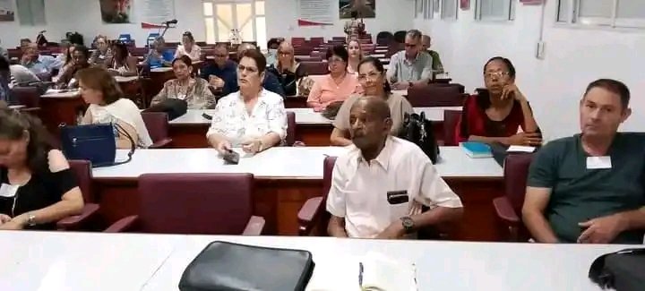 MaylinUCLV's tweet photo. La Facultad de Ciencias Económicas #UCLVnuestra presente en la Asamblea 9no Congreso de la Anec Villa Clara Cuba
@UCLVCU @CancioDiaz_Y @YelenysDiazG @grisel_yolanda @CarlosC_Mtinez @ANEC_Cuba @C_Economicas  @lbolivera73 https://t.co/MZO8cNgHuC