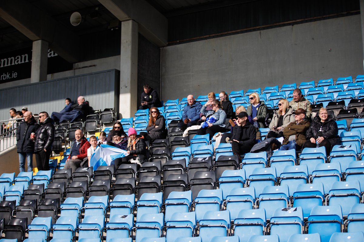 A GREAT BIG THANK YOU to all the parents and friends who travelled to Athlone to support the girls. Your vocal encouragement was superb