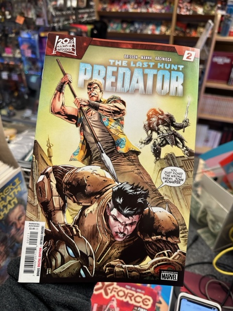 PREDATOR THE LAST HUNT #2 has landed from @edbrisson & @Frances62607920 ! The last issue revealed the planet Theta landed on has human survivors, INCLUDING JOHN SCHAEFER, BROTHER OF DUTCH FROM PREDATOR, & star of the old school Dark Horse books! Don't miss it, another home run!