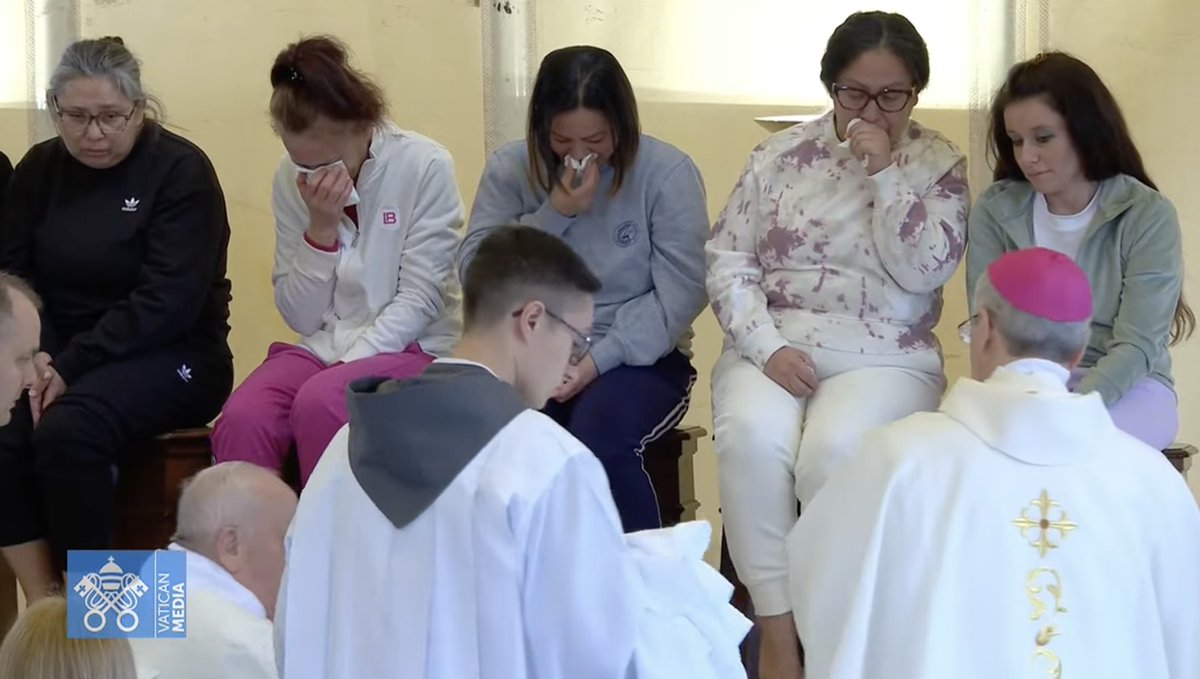 Pope Francis, 87, from a wheelchair, washes the feet of 12 female prisoners at Rebibbia prison, Rome. Emotional scenes with Francis emphasising in his homily the importance of humility, service, forgiveness. #holythursday