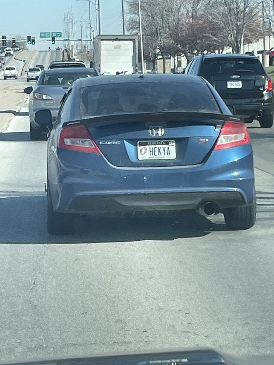 I”ll take this as a good omen…

I just left home, headed for Sioux Falls to watch <a href="/OmahaHKY/">Omaha Hockey</a> take on Minnesota in the first round of the playoffs.

If you are an alum, a fan, or a friend, join <a href="/UNOAlumni/">UNO Alumni Association</a> for a pregame celebration, starting at 4 PM!

Go Mavs!