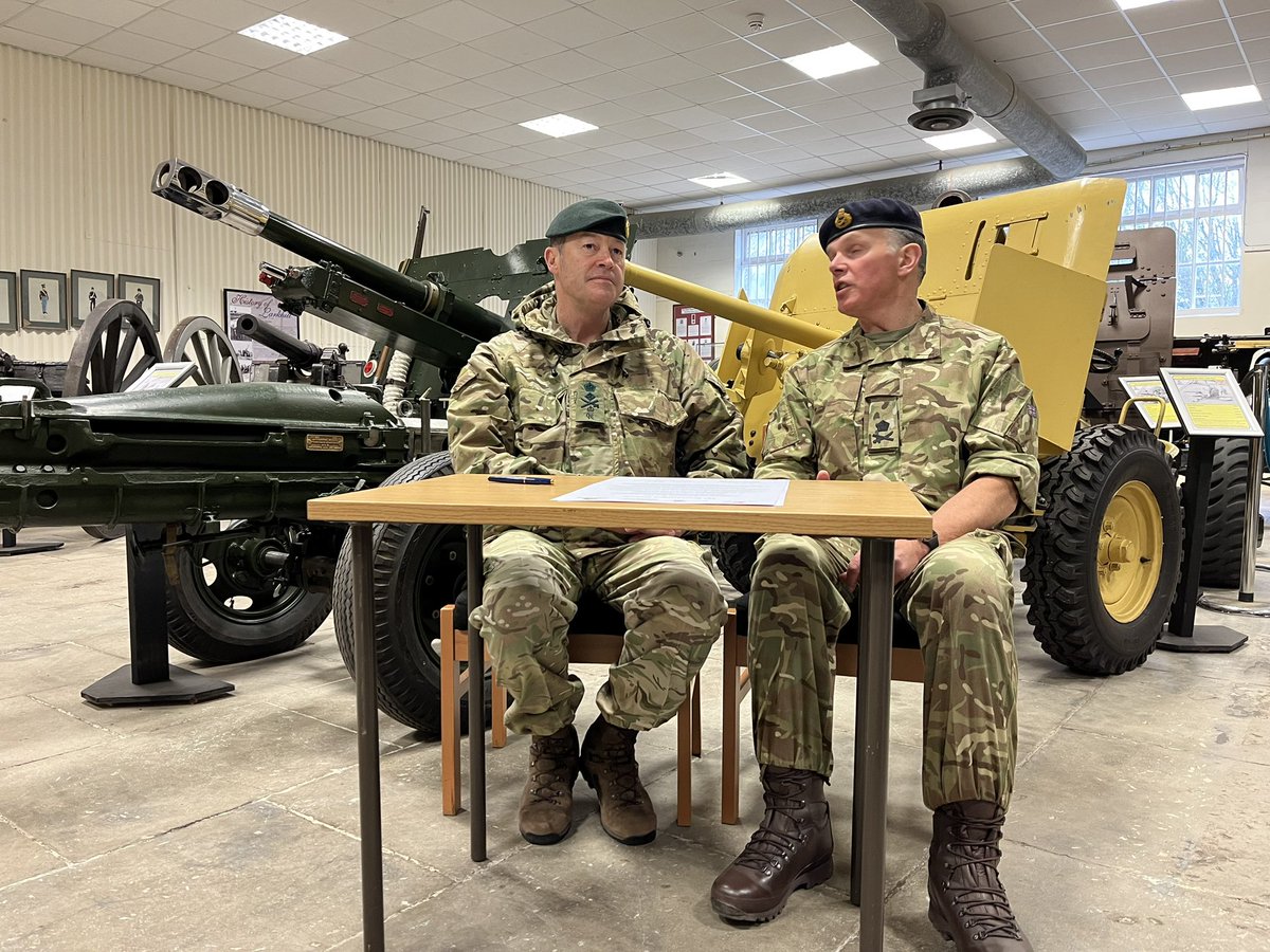TomSables's tweet photo. The Royal Artillery Museum’s temporary home on Salisbury Plain gets a visit from @ArmyCGS .

The @BritishArmy chief signed a conditional commitment supporting a new museum to be built on 25 acres of land near Larkhill Camp.
@ForcesNews https://t.co/EyAQYqDDvQ