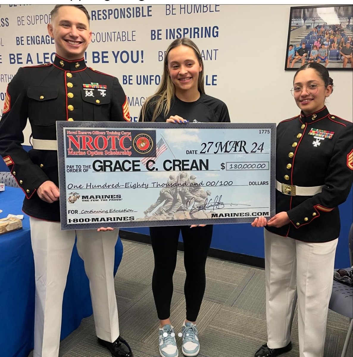 Best surprise ever! Grace Crean awarded full NROTC scholarship! Congratulations!#hardworkpaysoff ⁦⁦@HPSAthletics⁩ ⁦@HPS_Eagles⁩