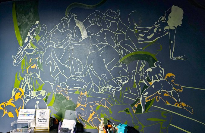 Speaking of murals, have you seen the beautiful mural in our entryway by @Mtheloveofart?  She's so unbelievably<a href="/tag/throne"class="tags"><span>#throne</span></a><a href="/tag/wishlist"class="tags"><span>#wishlist</span></a>