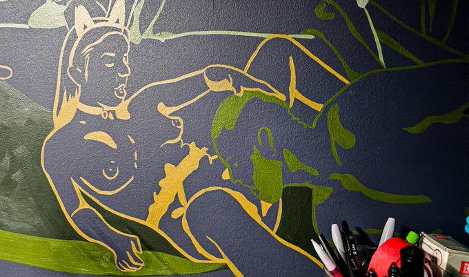 Speaking of murals, have you seen the beautiful mural in our entryway by @Mtheloveofart?  She's so unbelievably<a href="/tag/throne"class="tags"><span>#throne</span></a><a href="/tag/wishlist"class="tags"><span>#wishlist</span></a>