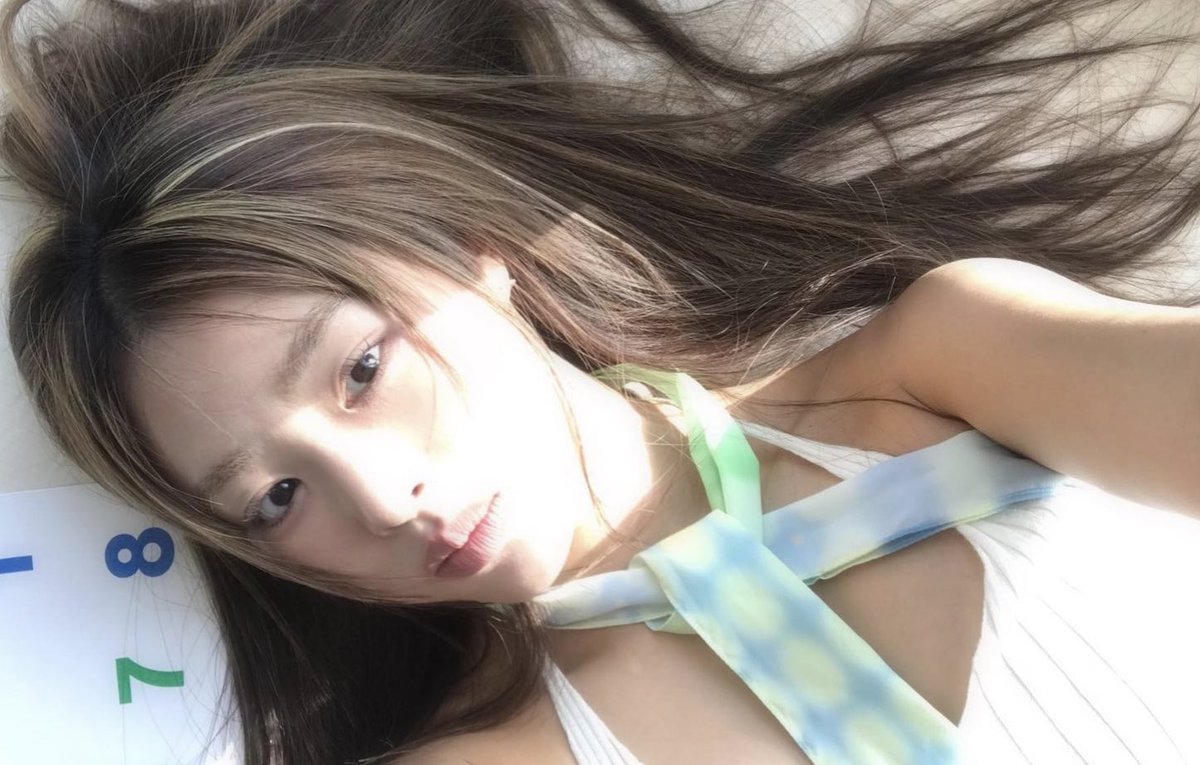 aeoini's tweet photo. #newprofilepic call me if you get lost typa person https://t.co/AhQBHWCHZx https://t.co/F8LTcbyBDK