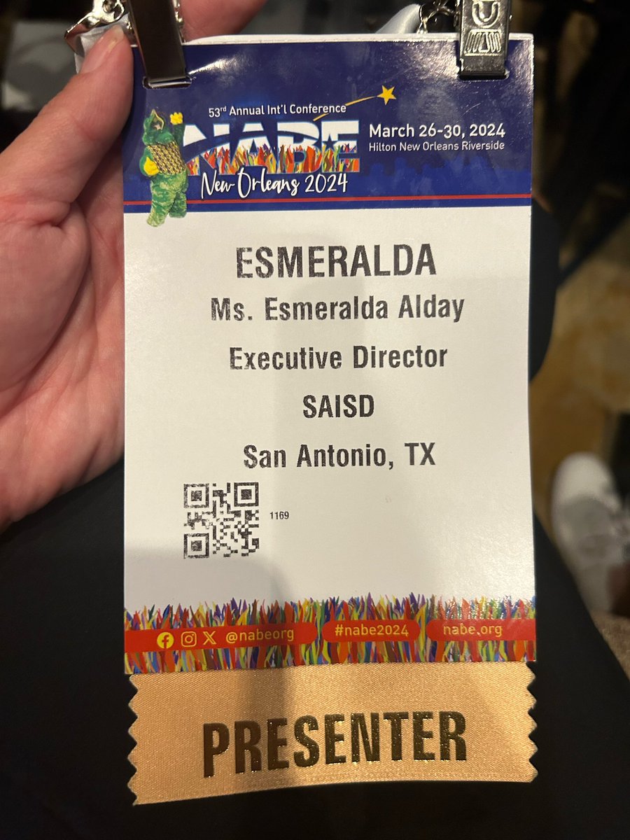 Orgullosa to be representing SAISD’s students , teachers , families, and our amazing departamento at NABE this year 💪🏽@saisdbilingual