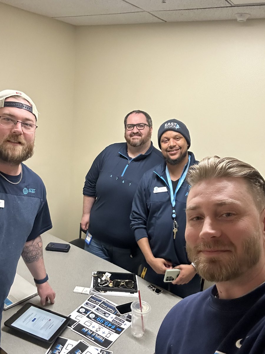 Had two great table events with TnT🧨 at the Lynn Police Department this week to educate First Repsonders on the benefits of FirstNet!🚔🚨🚔
<a href="/SavvasKosmidis/">Savvas Kosmidis</a> <a href="/LillardDerick/">Derick Lillard</a> <a href="/joak80/">justin oakliff</a>