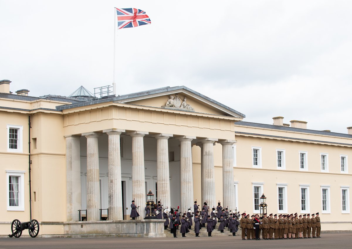Last weekend Reservists on Commissioning Course Short 241, completed their training with a Commissioning parade at the Royal Military Academy Sandhurst. Take a look at these photographs from the parade. 

#Sandhurst #Reservists #ArmyReserve #Army