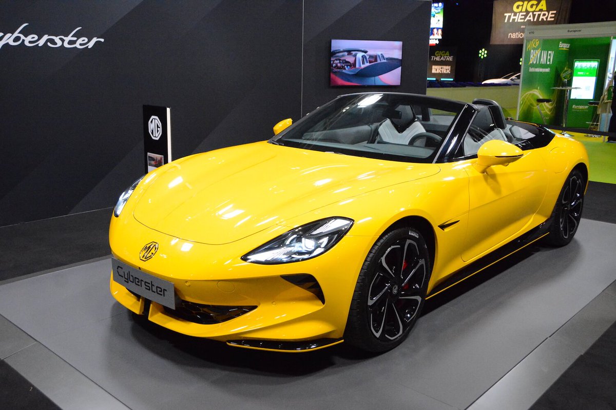 Green Car Guide tweet media