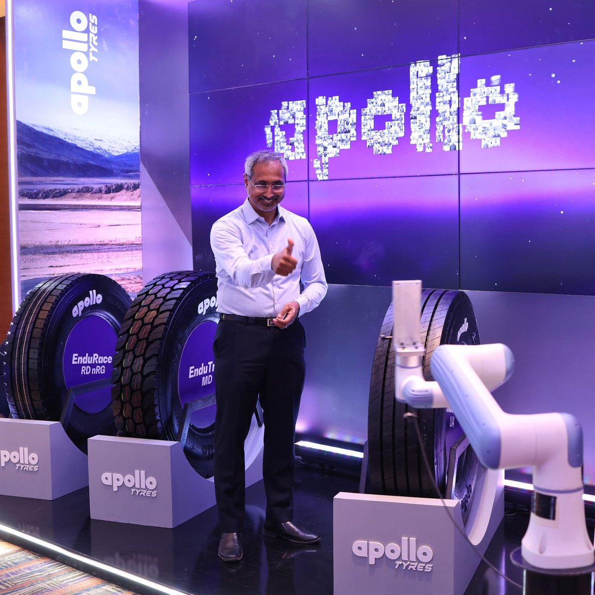 People are joining in on the excitement, taking part in engaging activities and sharing their candid reactions #ApolloCVAwards #ApolloTyres