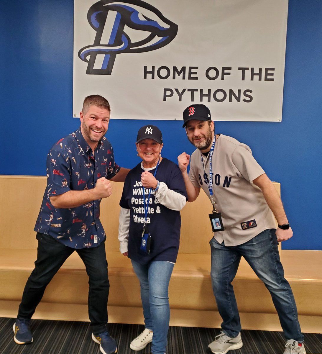 MsmeadP's tweet image. Our PSB Chair Troy Bressette visited PHS this morning. We had a little fun on MLB Opening Day #PythonPride #PelhamProud #BeBrave #OpeningDay2024