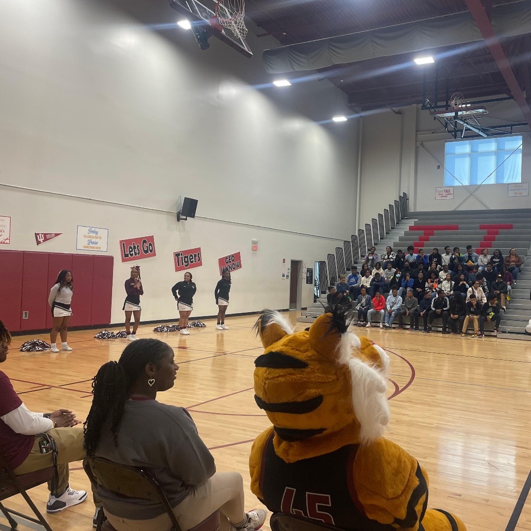 GEONGHS's tweet photo. Freshman Experience Week! Let's Geaux Future Tigers!!

 #FreshmanExperience #GeauxTigers #FutureTigers #GEONextGenerationHighSchool https://t.co/1pqCHg6XfE