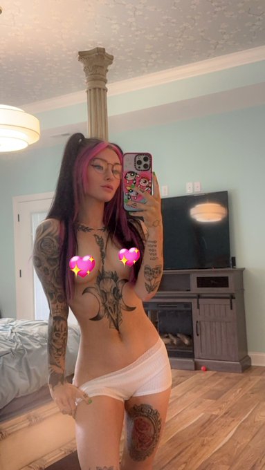 KarnivalKendall