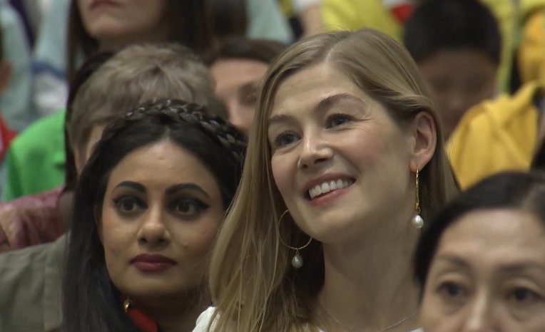 itzthesun's tweet photo. Happy Mother’s Day to this proud mother Rosamund Pike 
https://t.co/7V2OoueY6A