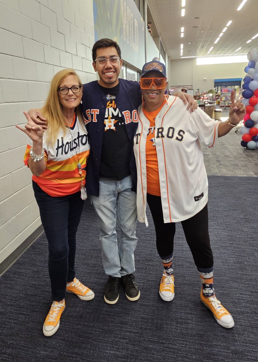 Deborah Schnitzer tweet media